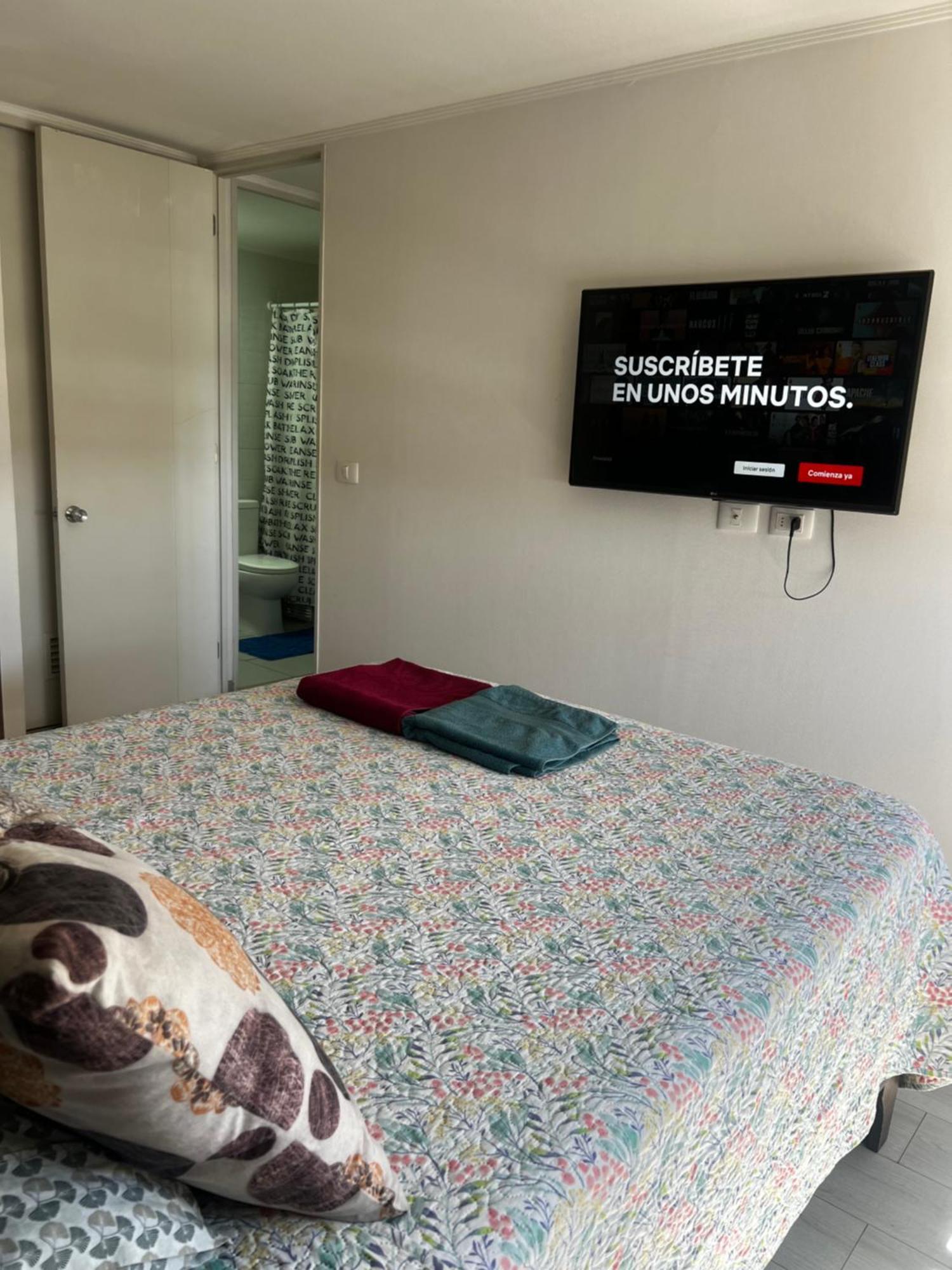 Aparthotel Al Costado Del Hhrr , 5 Min De Panamericana 5, Parking , Wifi *